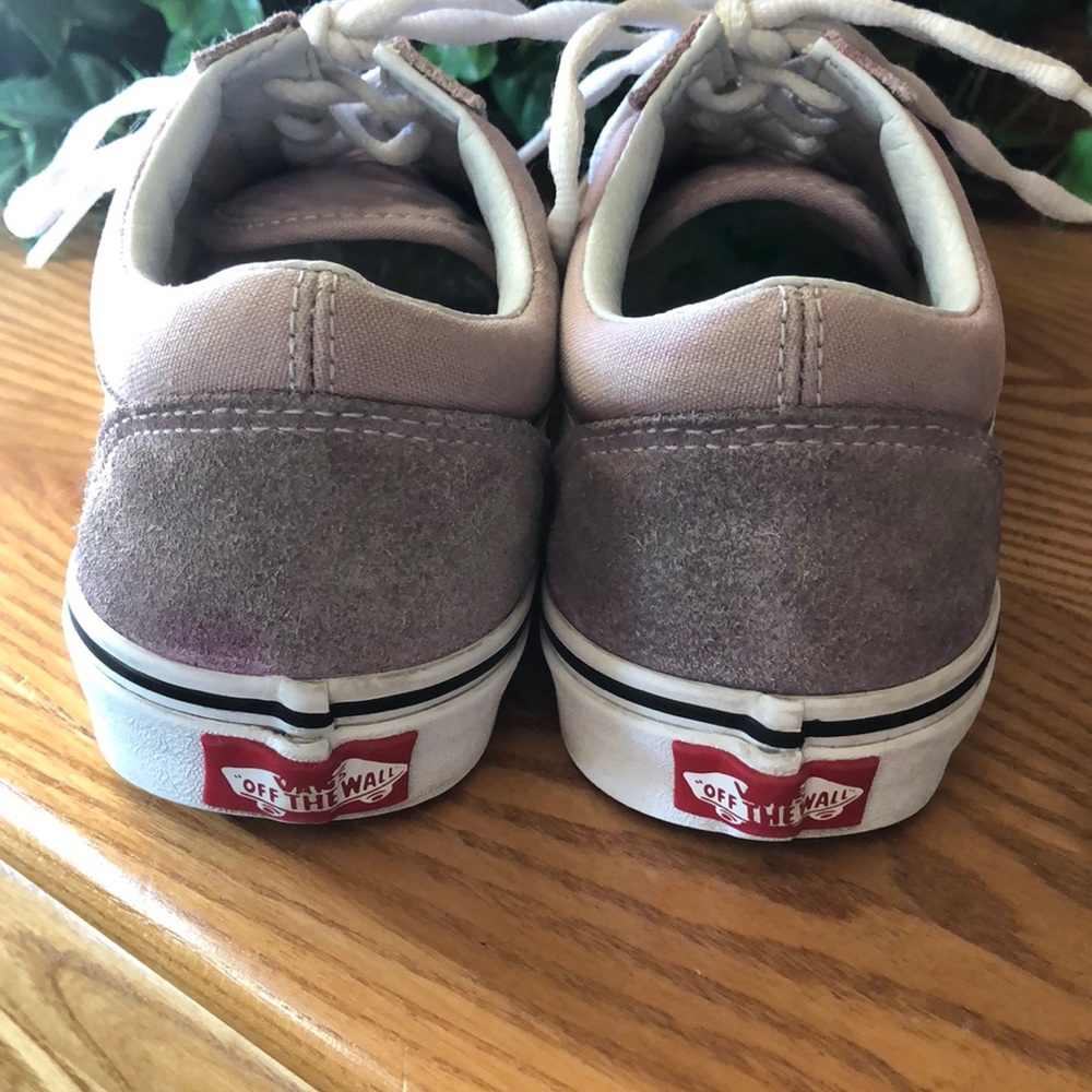 VANS Lavender color sneakers size 7 - Picture 3 of 9